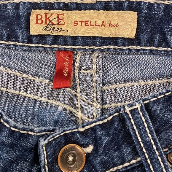 BKE Stella Stretch Denim Jean Crop Pants Size 28 - Picture 3 of 7
